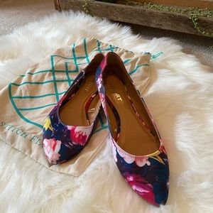 Report Spring Fling Flats